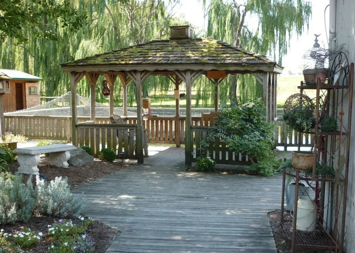 gazebo-geeefddf66_1280